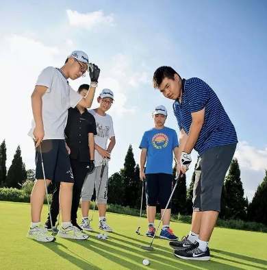 青少年高爾夫教育，讓孩子的人生多一種選擇